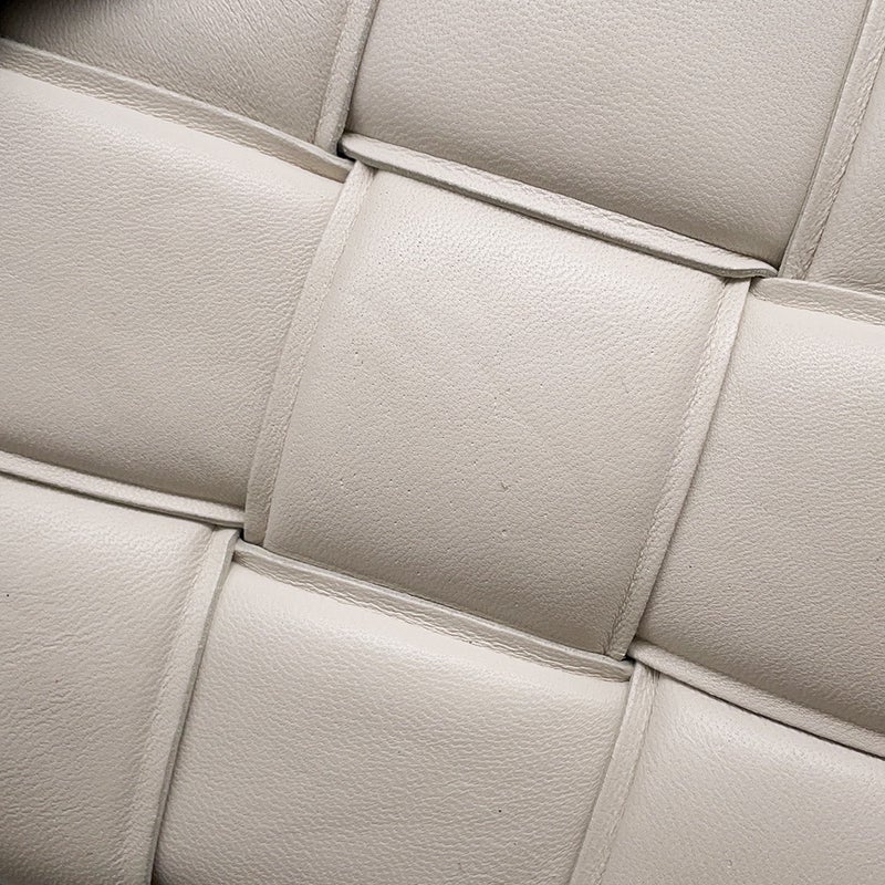 ボッテガヴェネタ チェーンショルダーバッグ カセット レザー 631421 BOTTEGA VENETA バッグ 白