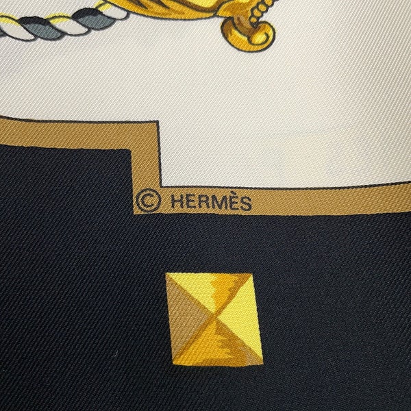 エルメス スカーフ カレ90 鍵柄 LES CLES シルク HERMES 黒 白 キーモチーフ