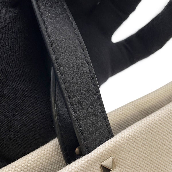 ヴァレンティノ・ガラヴァーニ トートバッグ VLTNロゴ ロックスタッズ キャンバス/レザー TW2B0D21FWB VALENTINO 黒