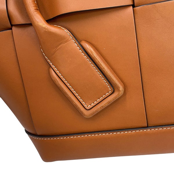 ボッテガヴェネタ トートバッグ アルコ カーフレザー 598244 BOTTEGA VENETA ブラウン