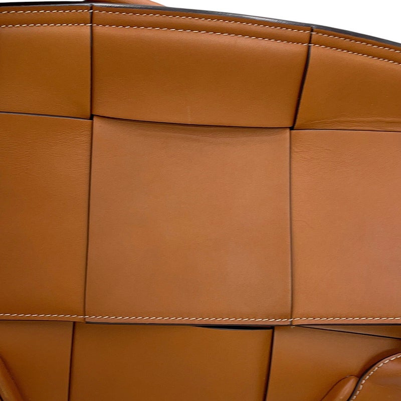 ボッテガヴェネタ トートバッグ アルコ カーフレザー 598244 BOTTEGA VENETA ブラウン