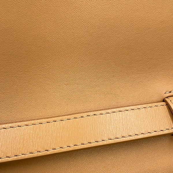 サルヴァトーレ・フェラガモ ショルダーバッグ フィアンマXS カーフレザー 215971 Ferragamo