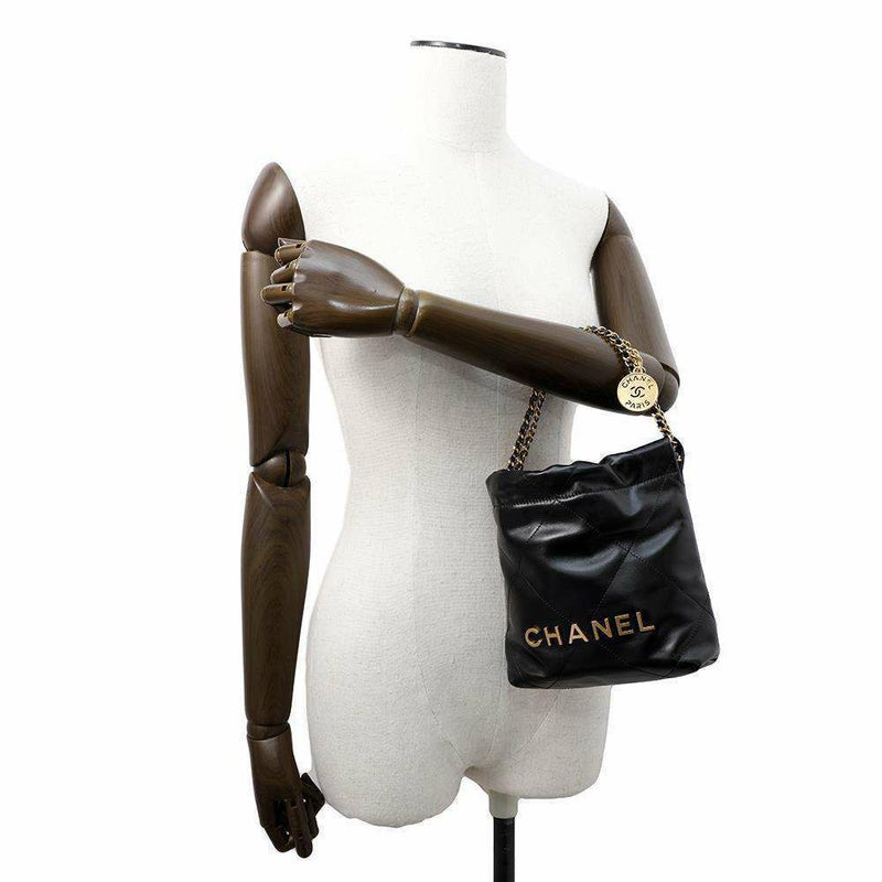 シャネル ハンドバッグ CHANEL 22 ミニ ココマーク シャイニーカーフレザー AS3980 CHANEL 2wayショルダーバッグ 黒