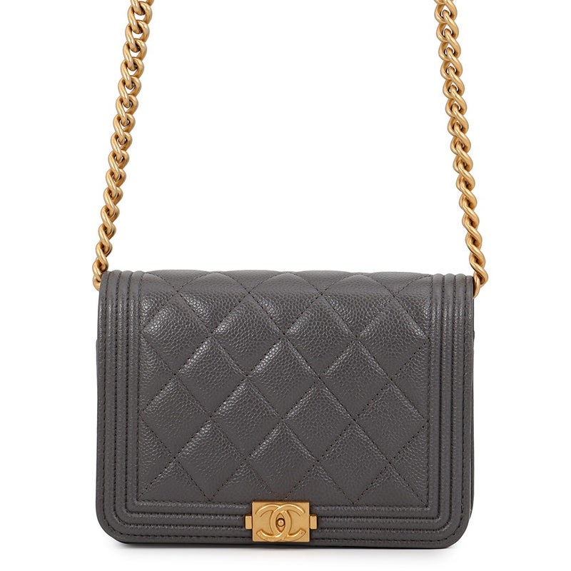 シャネル チェーンウォレット ボーイシャネル15 キャビアスキン A67364 CHANEL 財布