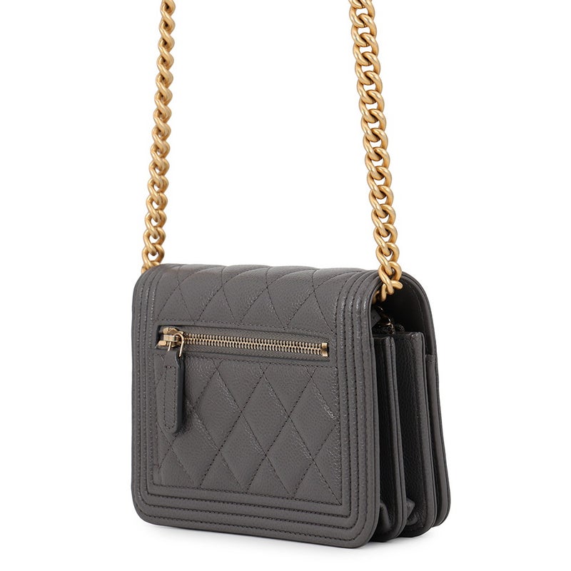 シャネル チェーンウォレット ボーイシャネル15 キャビアスキン A67364 CHANEL 財布