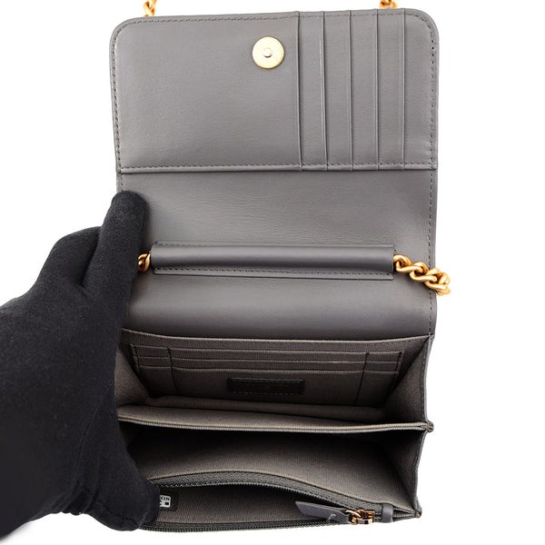 シャネル チェーンウォレット ボーイシャネル15 キャビアスキン A67364 CHANEL 財布