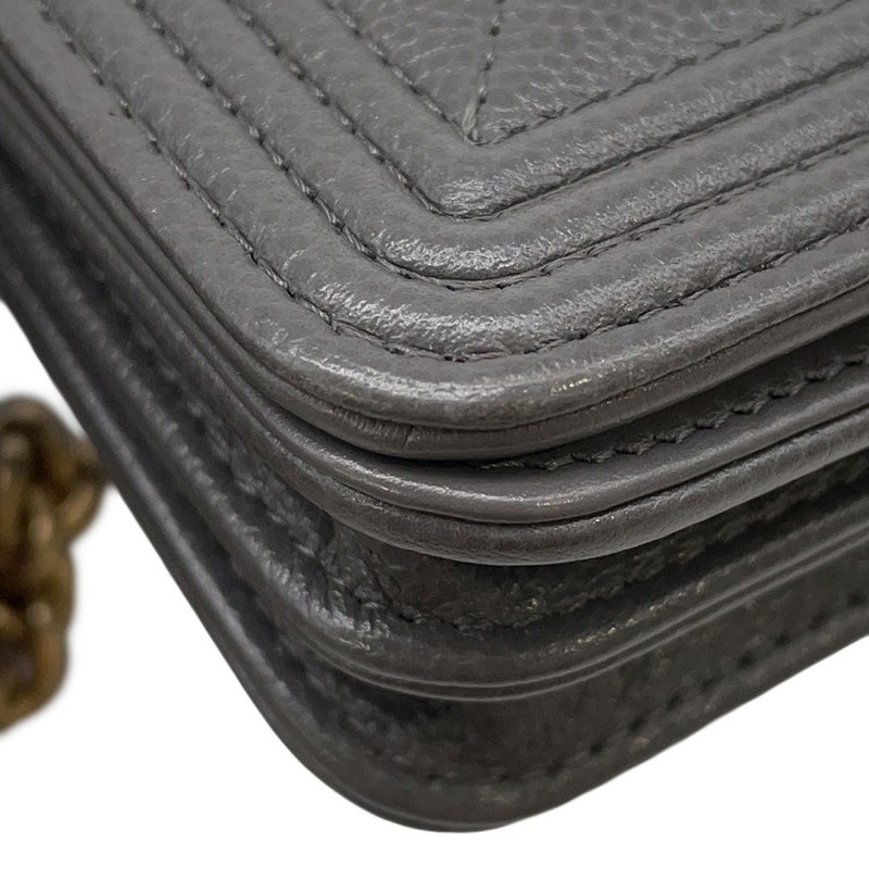 シャネル チェーンウォレット ボーイシャネル15 キャビアスキン A67364 CHANEL 財布