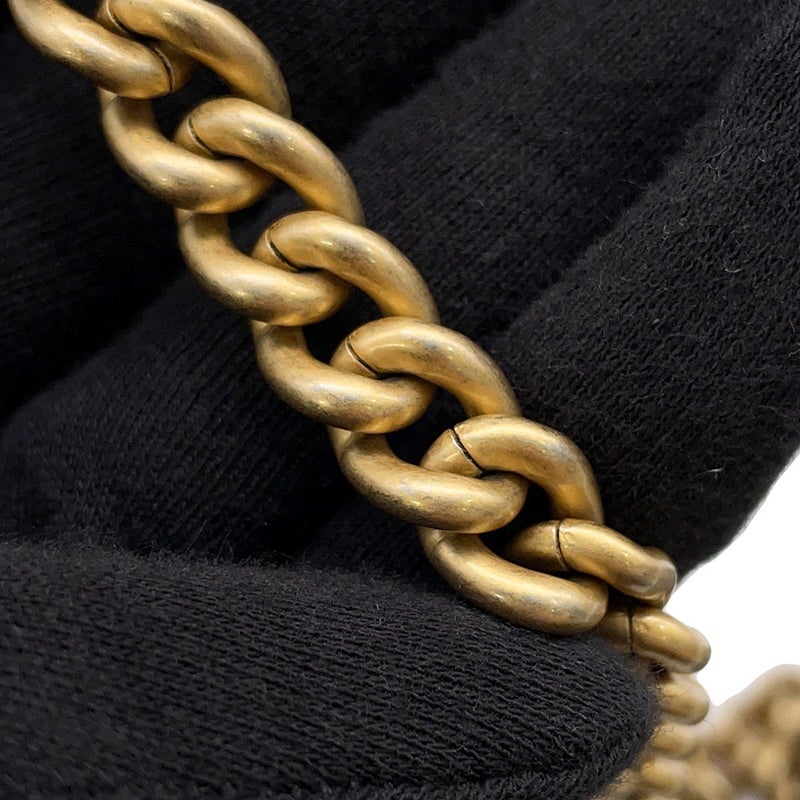 シャネル チェーンウォレット ボーイシャネル15 キャビアスキン A67364 CHANEL 財布