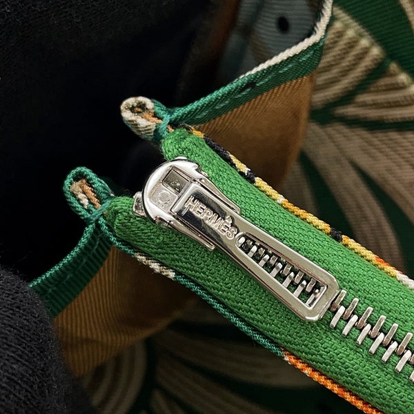 エルメス コインケース アザップコンパクト シルクイン ゴールド/シルバー金具 エプソン Z刻印 財布