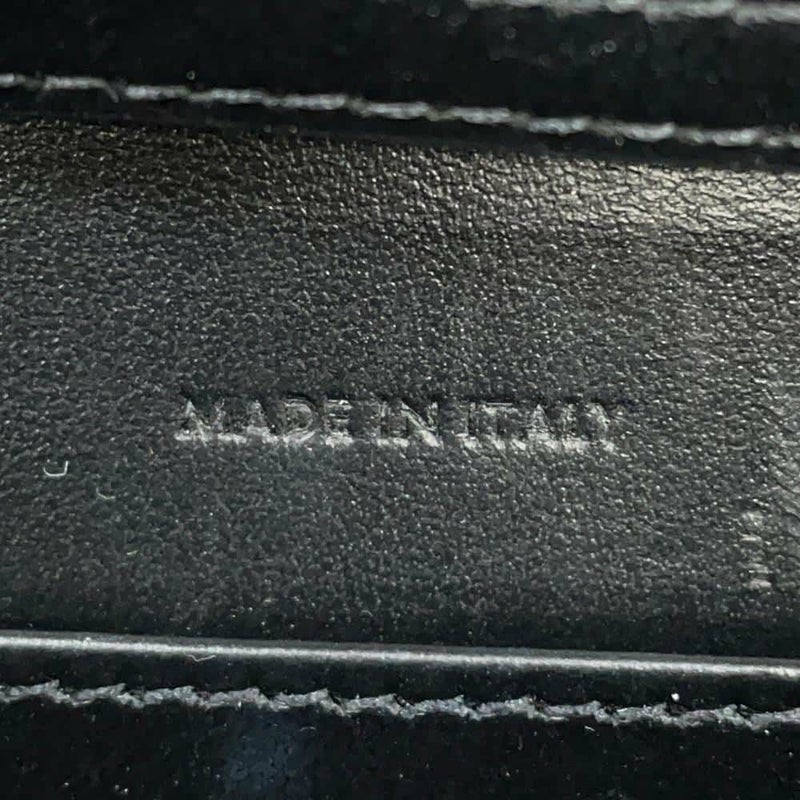 セリーヌ チェーンウォレット トリオンフ マーゴ シャイニーカーフレザー 10L033DPV CELINE 黒