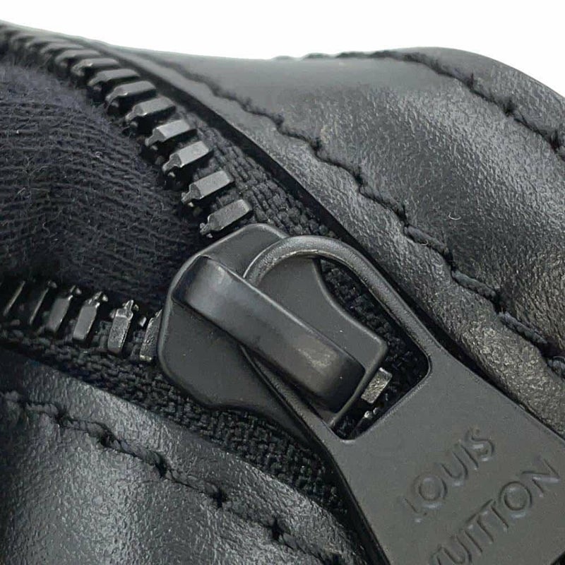 ルイヴィトン ショルダーバッグ モノグラム・マカサー トリオ・メッセンジャー M46694 LOUIS VUITTON