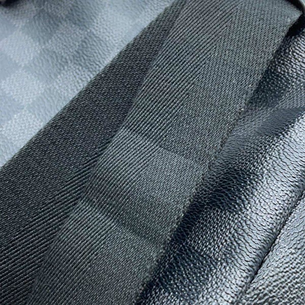 ルイヴィトン ボディバッグ ダミエ・グラフィット アヴェニュー・スリングバッグ N41719 LOUIS VUITTON 黒 ブラック