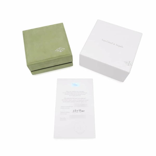 ヴァンクリーフ&アーペル ピアス マジック アルハンブラ イヤリング 3モチーフ オニキス ホワイト&グレー マザーオブパール K18YG