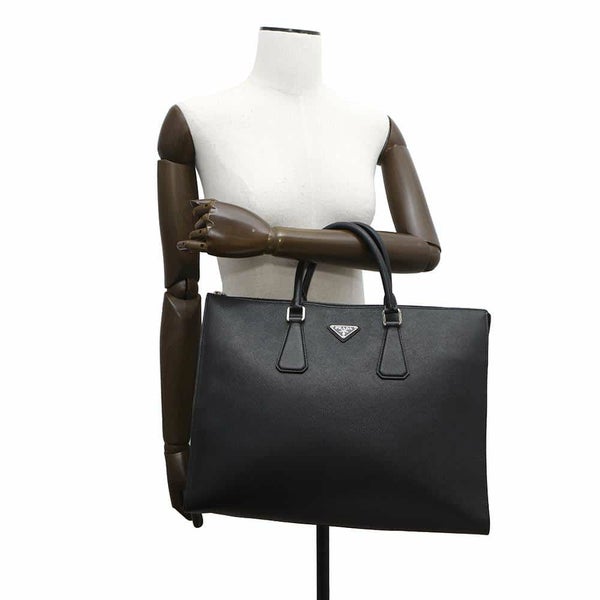 プラダ トートバッグ トライアングルロゴ サフィアーノレザー 2VG039 PRADA 黒