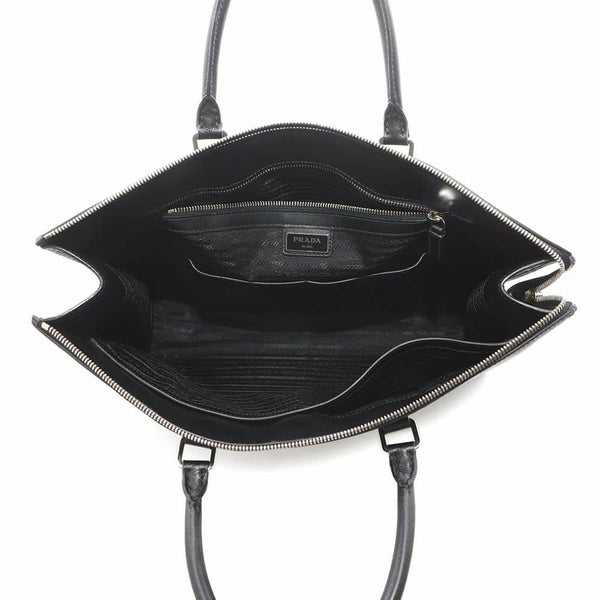 プラダ トートバッグ トライアングルロゴ サフィアーノレザー 2VG039 PRADA 黒