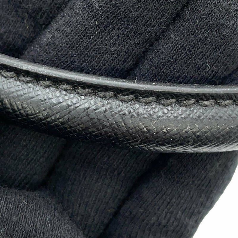 プラダ トートバッグ トライアングルロゴ サフィアーノレザー 2VG039 PRADA 黒