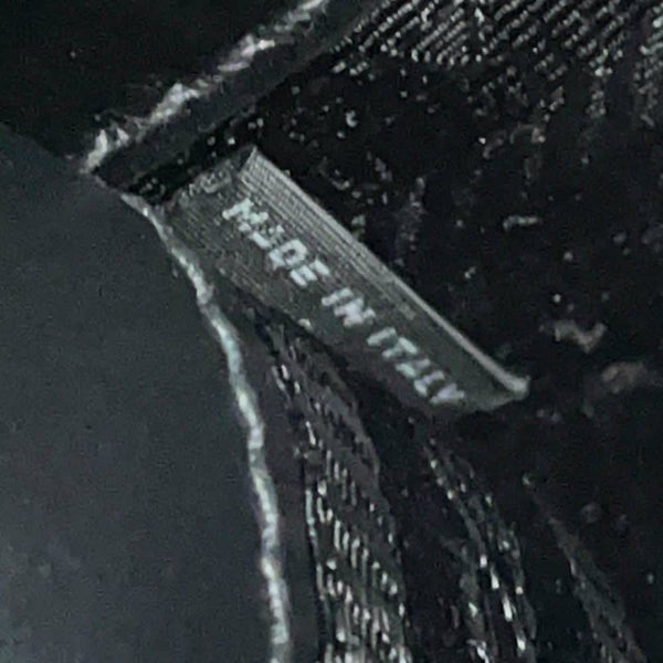 プラダ トートバッグ トライアングルロゴ サフィアーノレザー 2VG039 PRADA 黒