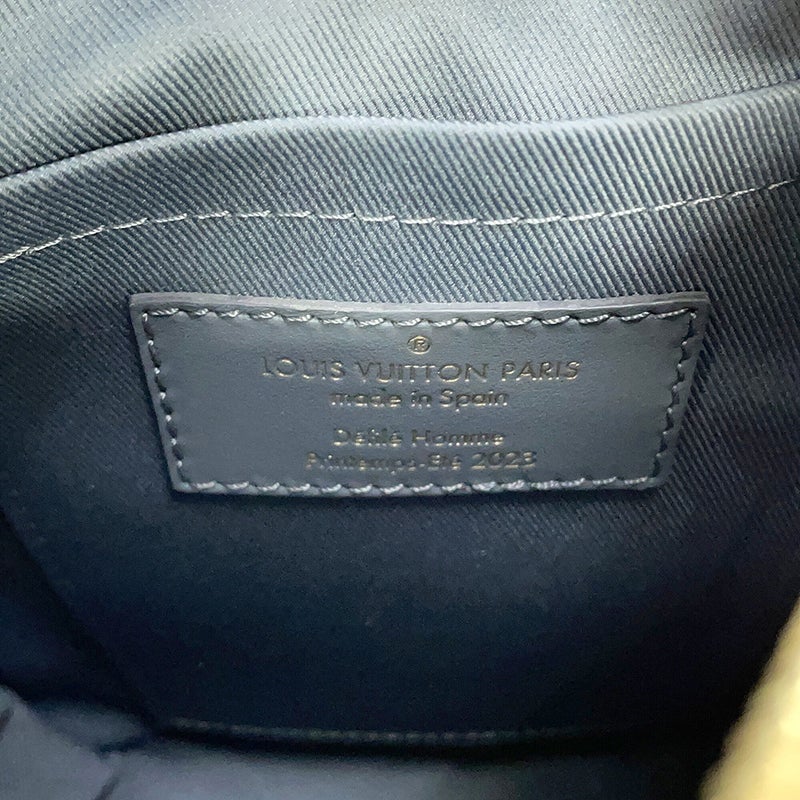 ルイヴィトン ショルダーバッグ カーフレザー クルーザー・メッセンジャー M21812 LOUIS VUITTON