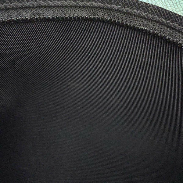 ルイヴィトン クラッチバッグ タイガ ポシェット A4 M30347 ヴィトン 黒 ブラック ヴァージル・アブロー