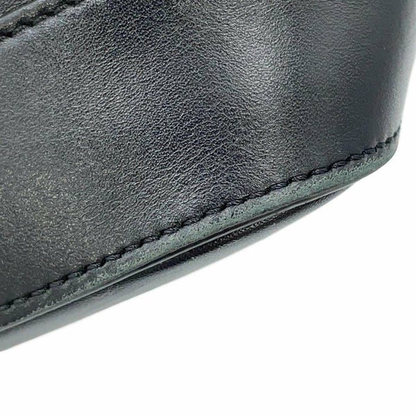 セリーヌ ショルダーバッグ スモール バケット キュイル トリオンフ カーフレザー 198243 CELINE 黒