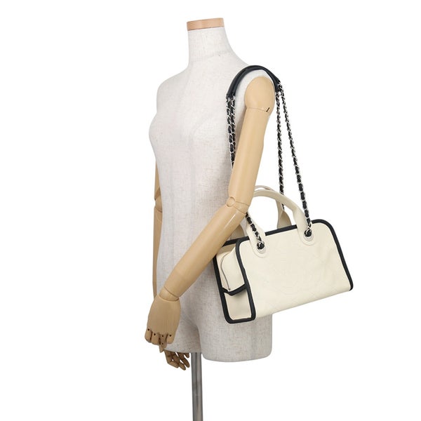 シャネル ハンドバッグ キャビアスキン ココマーク ドーヴィル ボーリング A92757 CHANEL バッグ 2way 白　黒