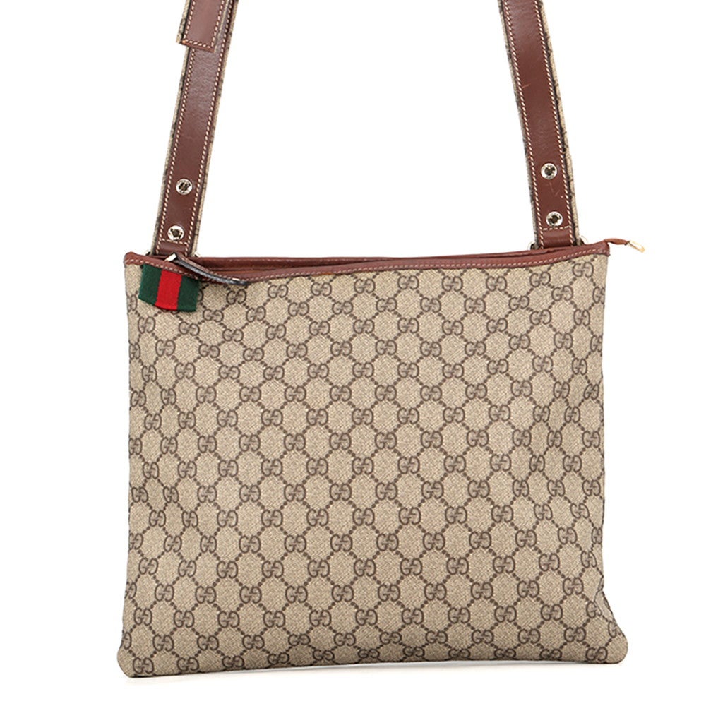 グッチ ショルダーバッグ GGプラス メッセンジャーバッグ 246412 GUCCI