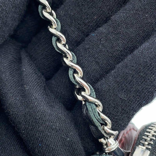 シャネル チェーンウォレット ココマーク マトラッセ ラムスキン A82527 CHANEL ポシェット 財布 黒