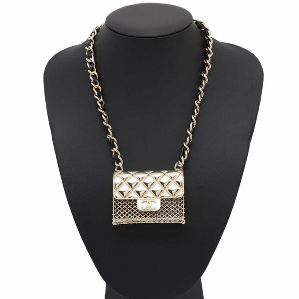 シャネル ネックレス マトラッセ バッグ型 B21 S AB6136 CHANEL チョーカー アクセサリー 黒