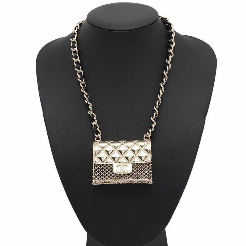 シャネル ネックレス マトラッセ バッグ型 B21 S AB6136 CHANEL チョーカー アクセサリー 黒
