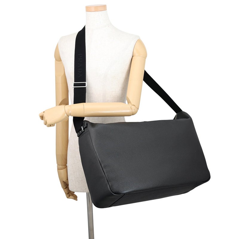 プラダ ショルダーバッグ トライアングルロゴ ヴィッテロダイノレザー 2VH185 PRADA 黒