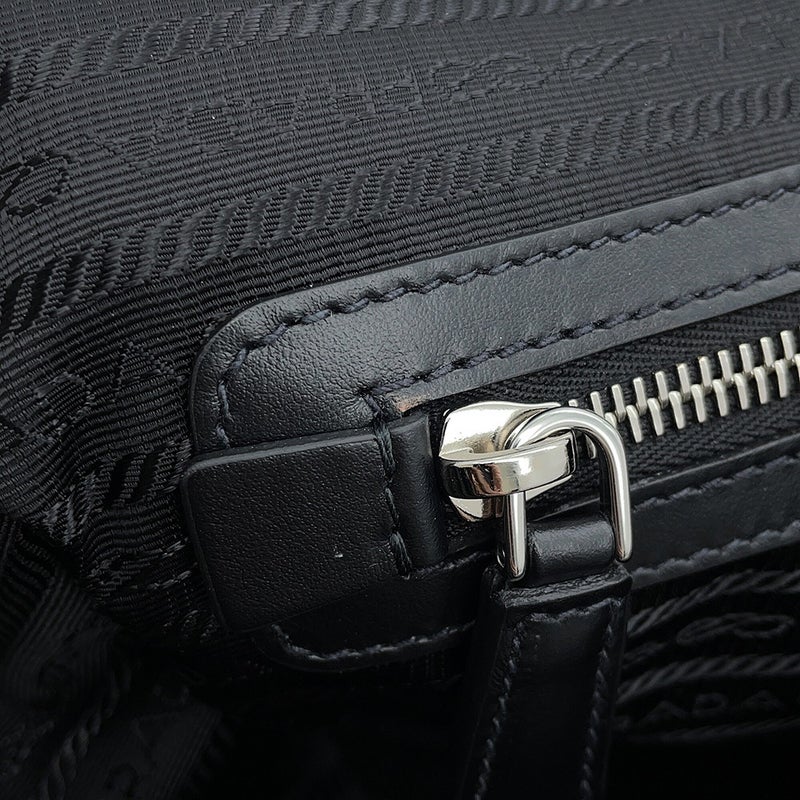 プラダ ショルダーバッグ トライアングルロゴ ヴィッテロダイノレザー 2VH185 PRADA 黒