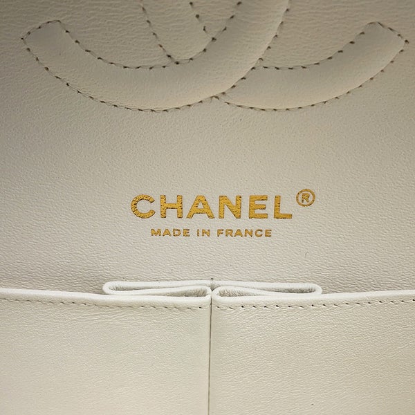 シャネル チェーンショルダーバッグ マトラッセ25 ココマーク キャビアスキン ダブルチェーン A01112 CHANEL 白