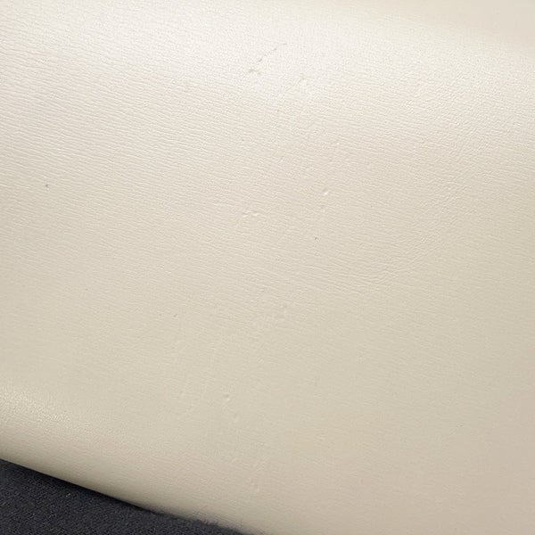 サンローランパリ チェーンショルダーウォレット ル・マイヨン カーフスキン 696608 SAINT LAURENT PARIS 財布 白
