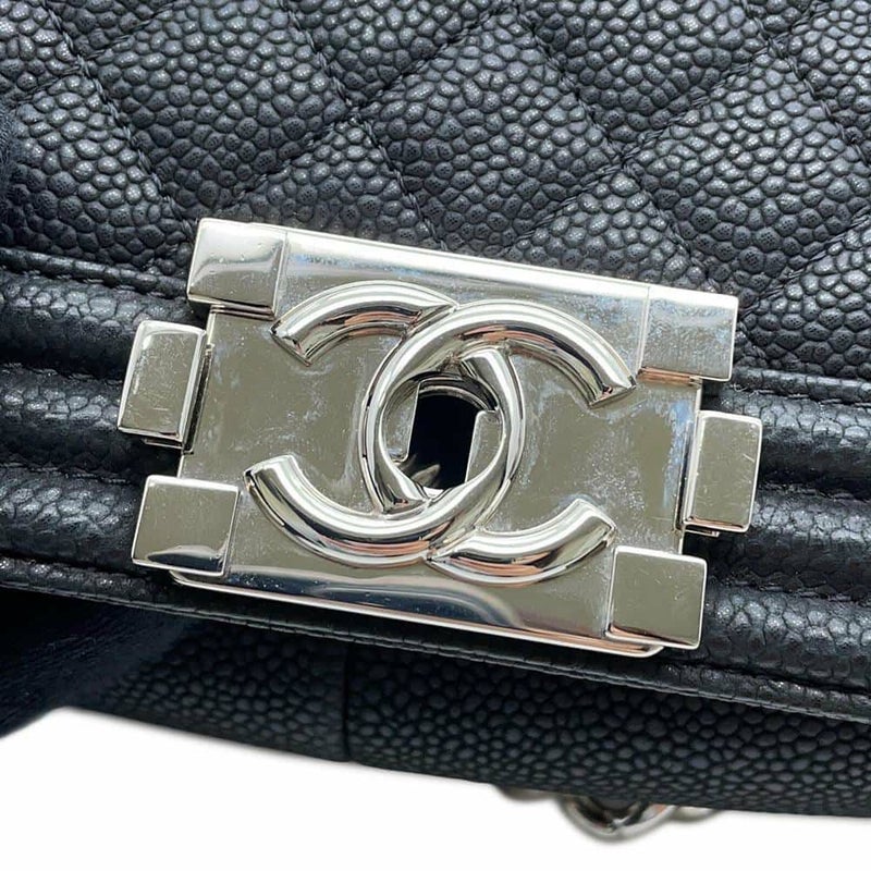 シャネル チェーンショルダーバッグ ボーイシャネル ソフトキャビアスキン A67086 CHANEL バッグ 斜めがけ BOY CHANEL 黒