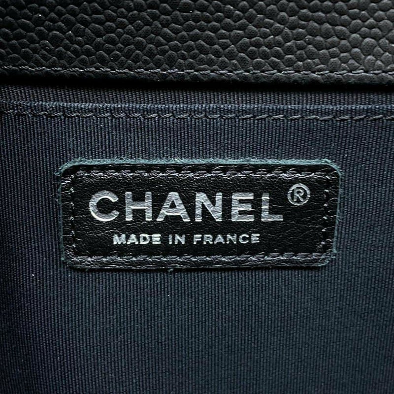 シャネル チェーンショルダーバッグ ボーイシャネル ソフトキャビアスキン A67086 CHANEL バッグ 斜めがけ BOY CHANEL 黒