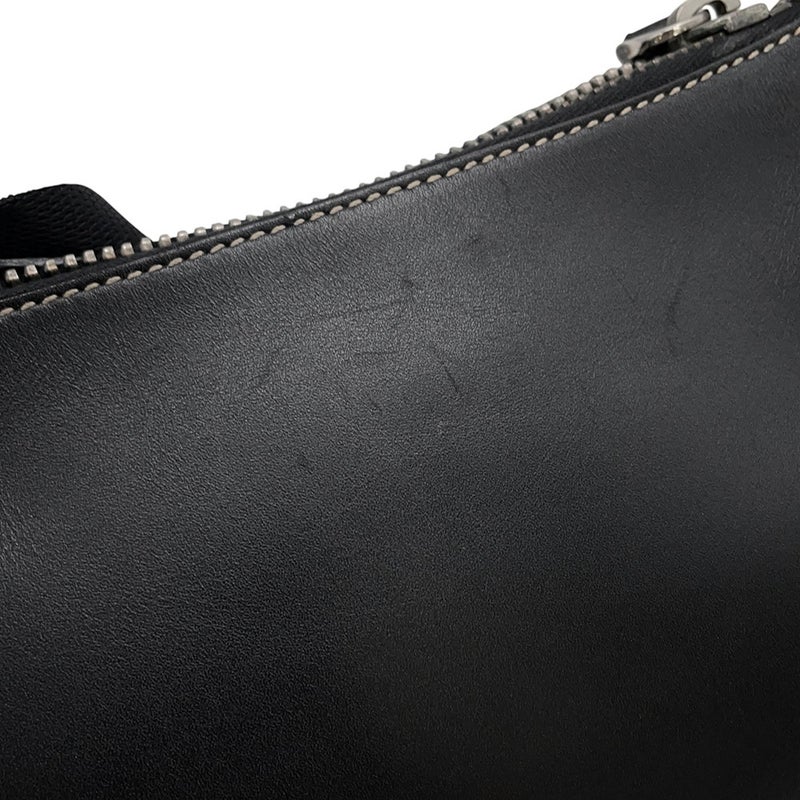 プラダ ショルダーバッグ ロゴ ステッチ レザー PRADA バッグ 黒