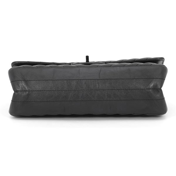 シャネル チェーンショルダーバッグ 2.55 シェブロン エイジドカーフレザー A37586 CHANEL 黒