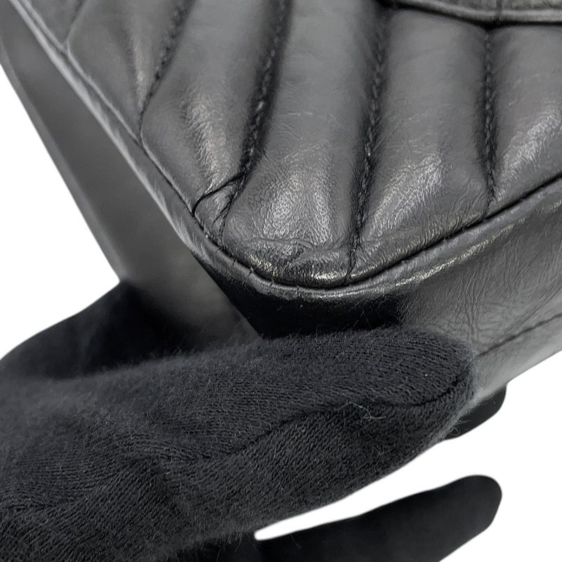 シャネル チェーンショルダーバッグ 2.55 シェブロン エイジドカーフレザー A37586 CHANEL 黒