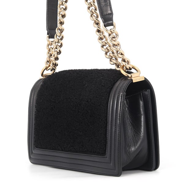 シャネル チェーンショルダーバッグ ボーイシャネル ココマーク シアリング レザー CHANEL 黒