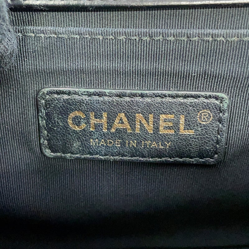 シャネル チェーンショルダーバッグ ボーイシャネル ココマーク シアリング レザー CHANEL 黒