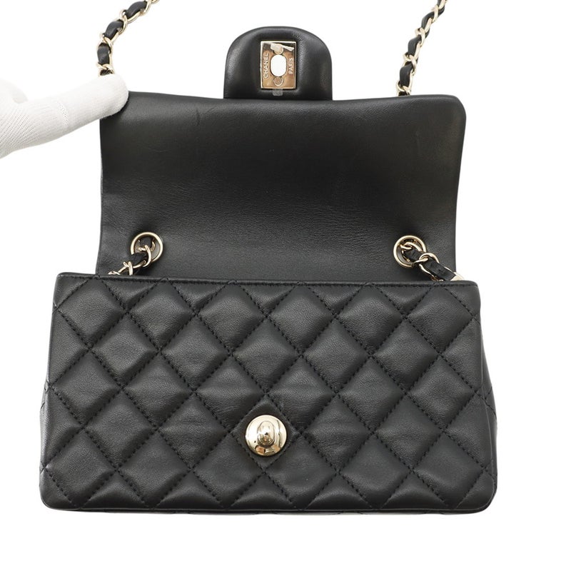 シャネル チェーンショルダーバッグ マトラッセ ココマーク ラムスキン A69900 CHANEL 黒