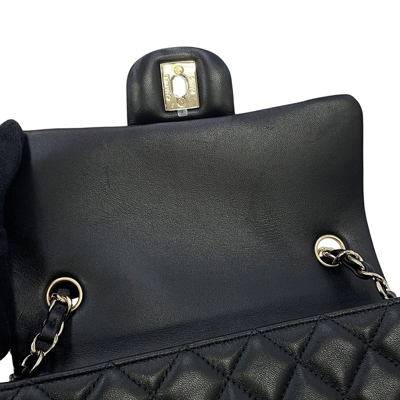 シャネル チェーンショルダーバッグ マトラッセ ココマーク ラムスキン A69900 CHANEL 黒