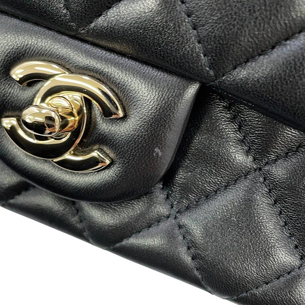 シャネル チェーンショルダーバッグ マトラッセ ココマーク ラムスキン A69900 CHANEL 黒