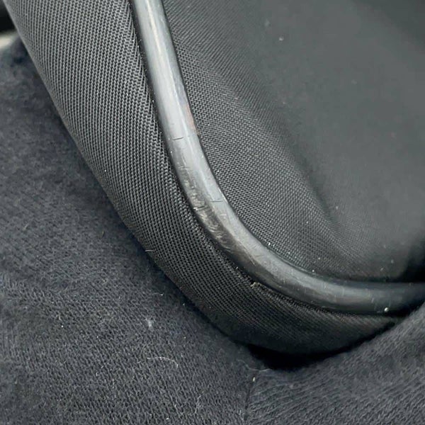 プラダ ショルダーバッグ メッセンジャーバッグ ナイロン V166 PRADA 黒