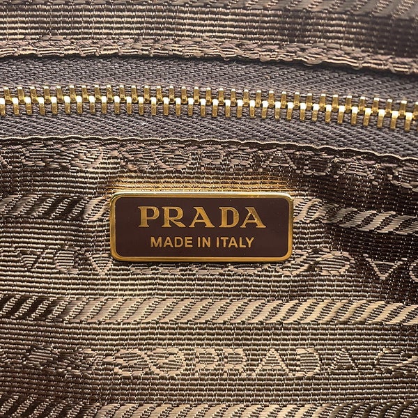 プラダ ショルダーバッグ トライアングルロゴ ソフトグレインレザー 1BC238 PRADA バッグ