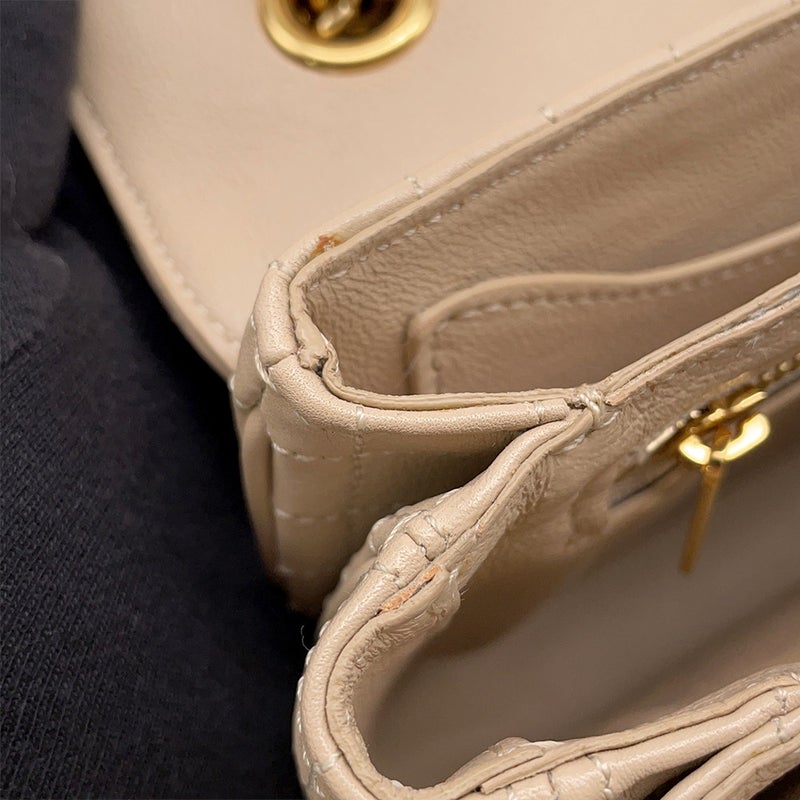 セリーヌ チェーンショルダーバッグ C ミディアム キルティング 187253BFC CELINE バッグ