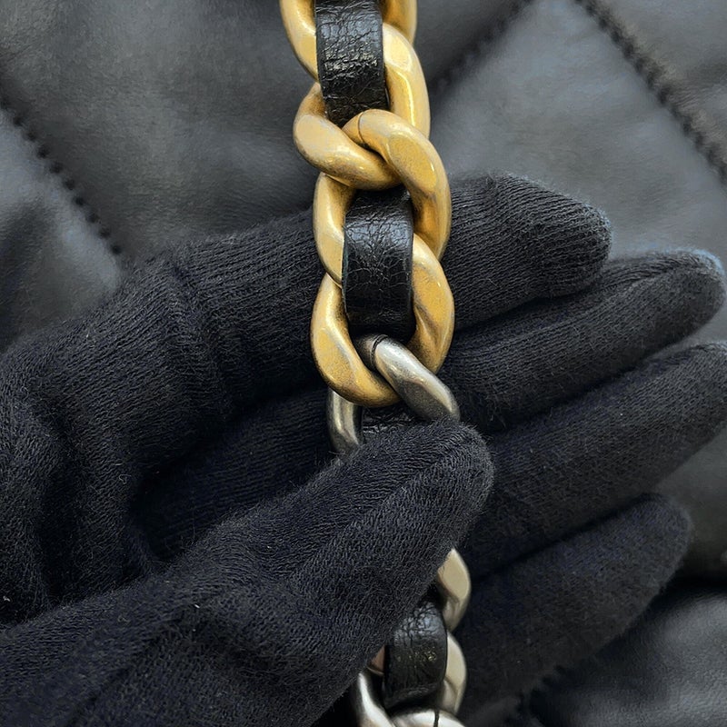 シャネル チェーンショルダーバッグ CHANEL19 フラップバッグ ココマーク ラムスキン AS1160 CHANEL 黒