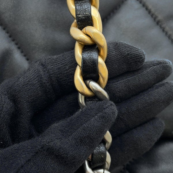 シャネル チェーンショルダーバッグ CHANEL19 フラップバッグ ココマーク ラムスキン AS1160 CHANEL 黒