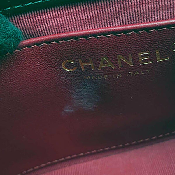 シャネル チェーンショルダーバッグ マトラッセ ココマーク ホーボー カーフスキン AS4323 CHANEL バッグ 黒