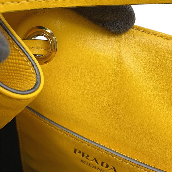 プラダ ハンドバッグ トライアングルロゴ 巾着 サフィアーノ レザー 1BE032 PRADA ２wayショルダー